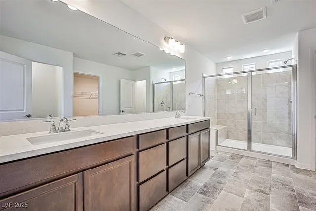 $3,000 | 7428 Legacy Pt Street, Las Vegas, NV 89113