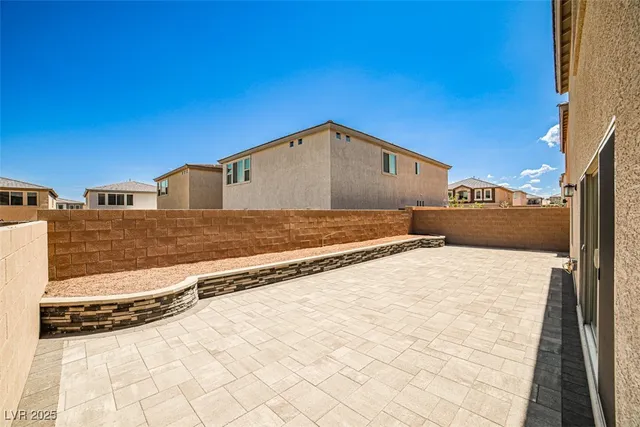 $3,000 | 7428 Legacy Pt Street, Las Vegas, NV 89113