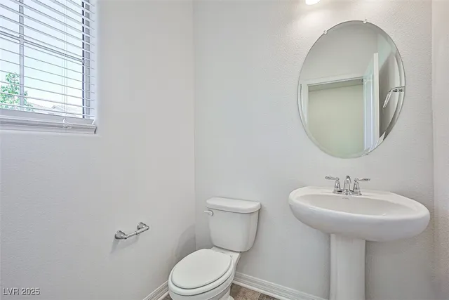 $3,000 | 7428 Legacy Pt Street, Las Vegas, NV 89113