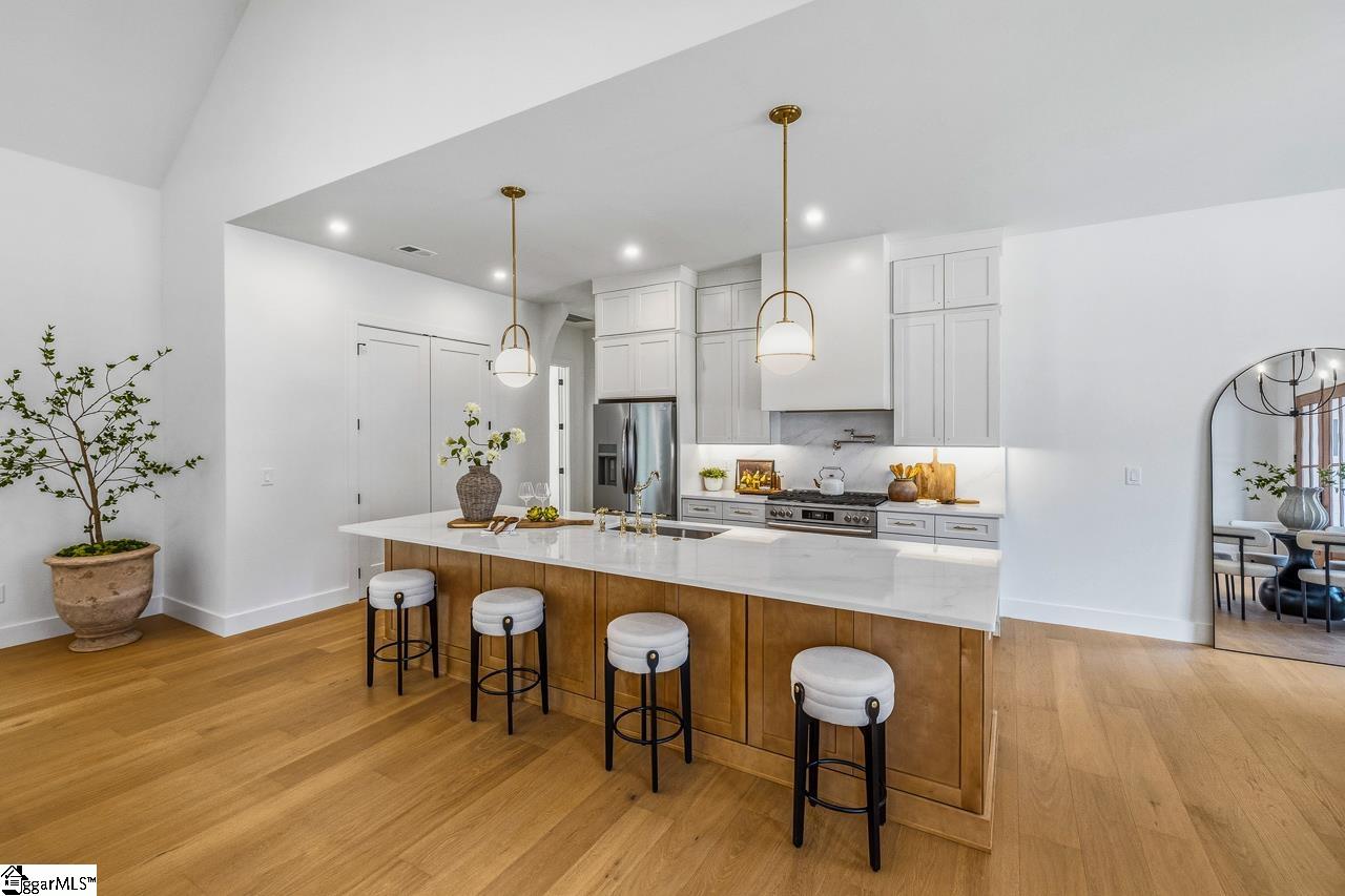 329 Thompson Road Taylors, SC 29687 - Photo 12 of 47 Gallery Image 12
