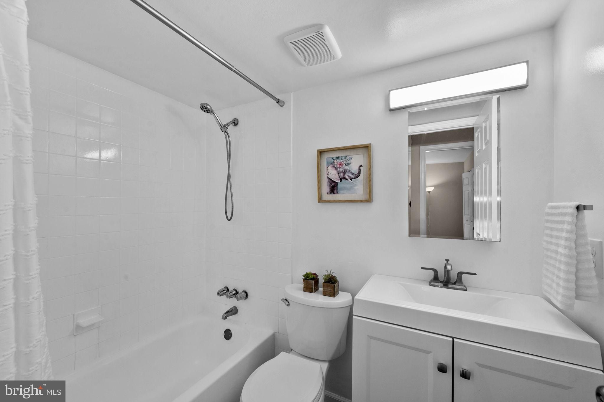 11240 Chestnut Grove Square, Unit 157 Reston, VA 20190 - Photo 41 of 57