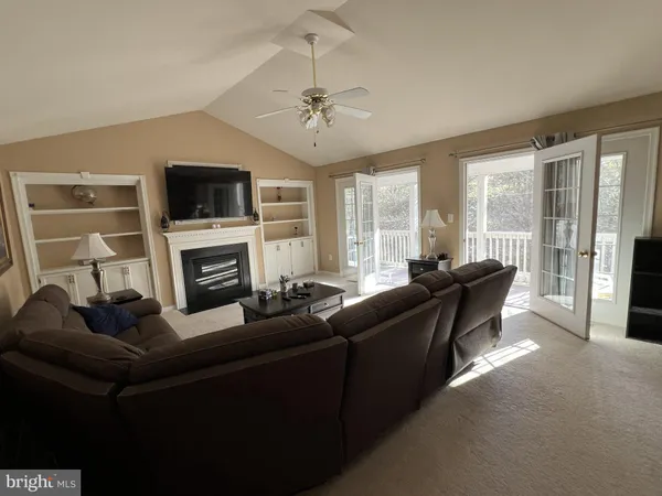 $3,200 | 162 Bush Hill Court, Fredericksburg, VA 22405