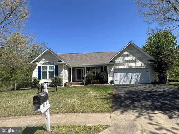 $3,200 | 162 Bush Hill Court, Fredericksburg, VA 22405