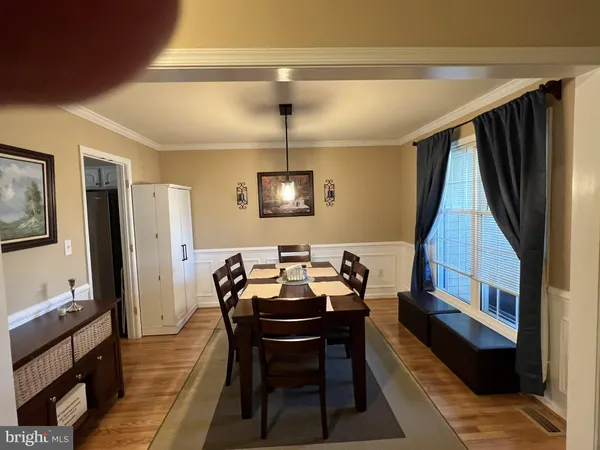 a bathroom with a sink and toilet