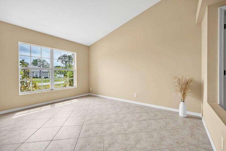 1355 Southwest Porter Road Port St. Lucie, FL 34953 - Photo 4 of 17 20250324221716900175000000-o