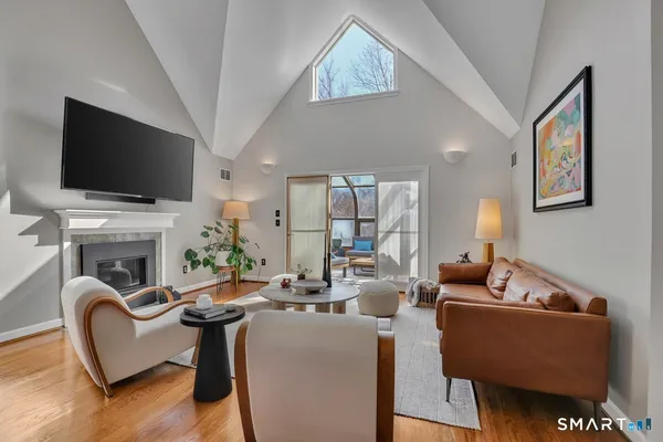 $490,000 | 41 Timberwood Road, Unit 41, West Hartford, CT 06117