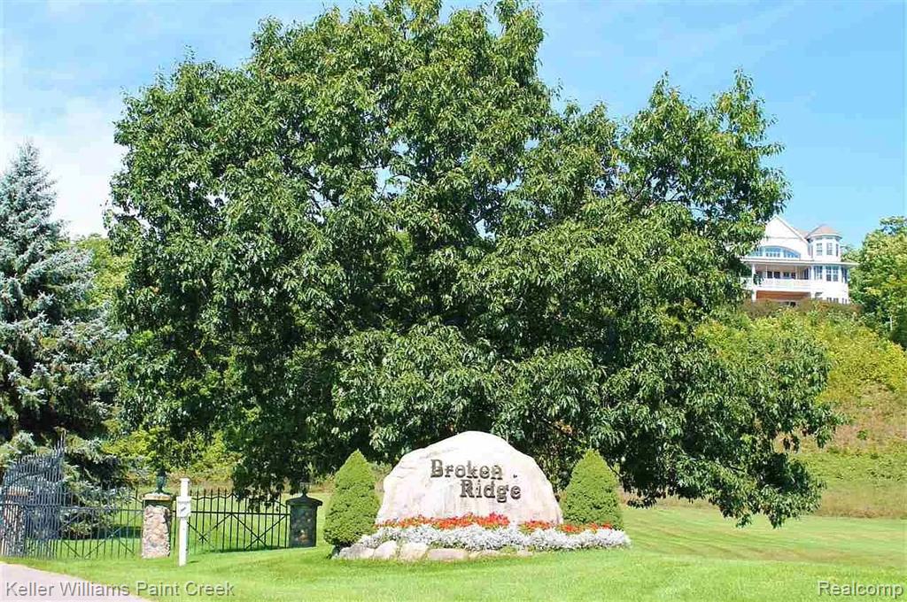 8050 Broken Ridge East Harbor Springs, MI 49740 - Photo 2 of 13