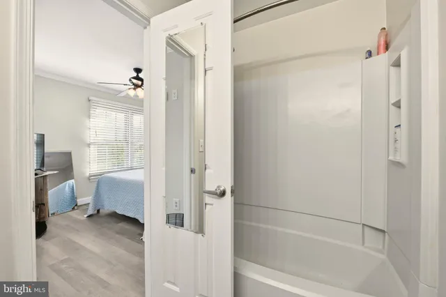 $2,900 | 2964 Kings Station Court, Alexandria, VA 22306