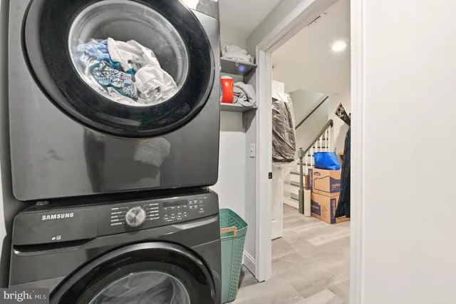 $2,900 | 2964 Kings Station Court, Alexandria, VA 22306