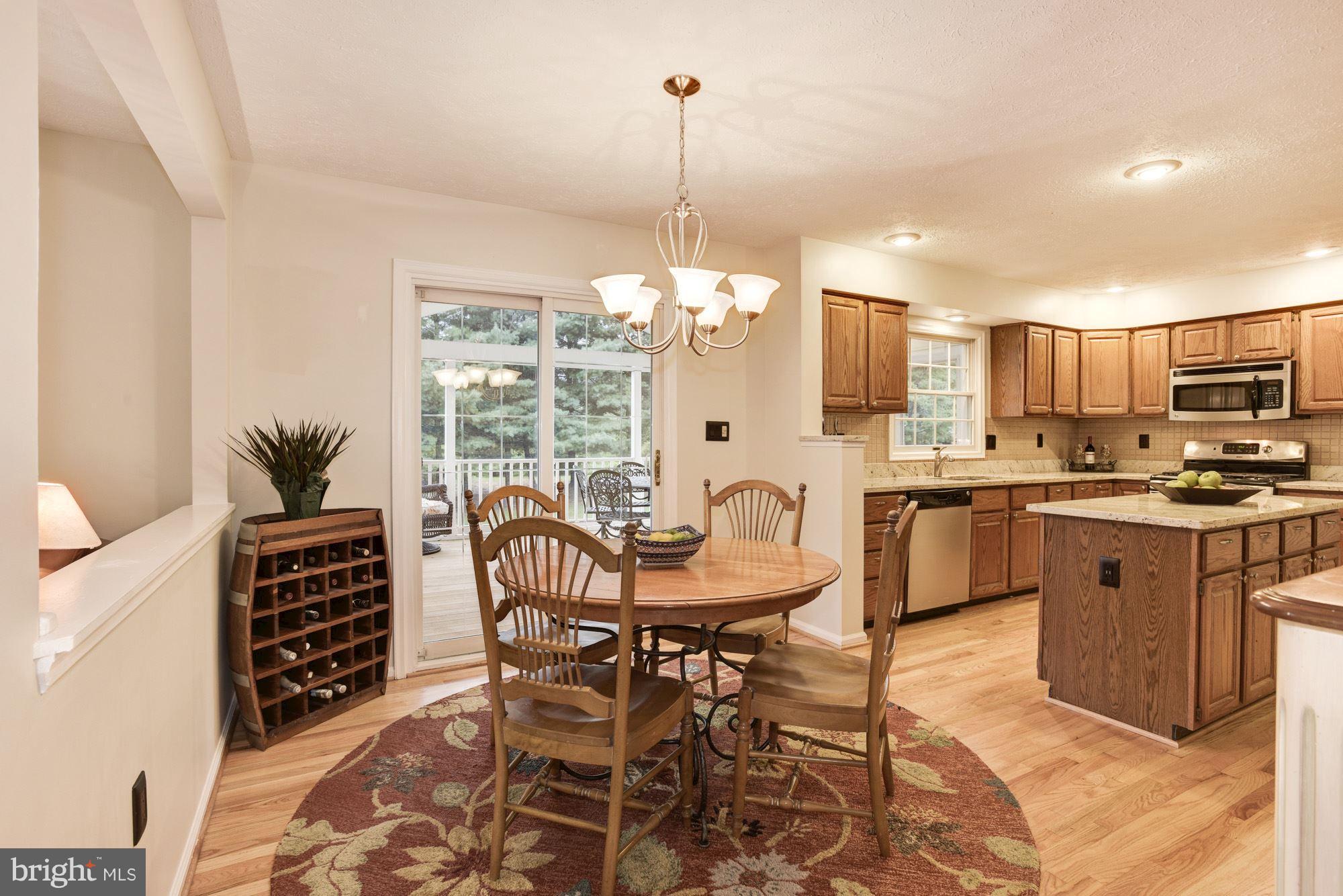 10273 Wetherburn Road Ellicott City, MD 21042 - Photo 6 of 28 Breakfast Area