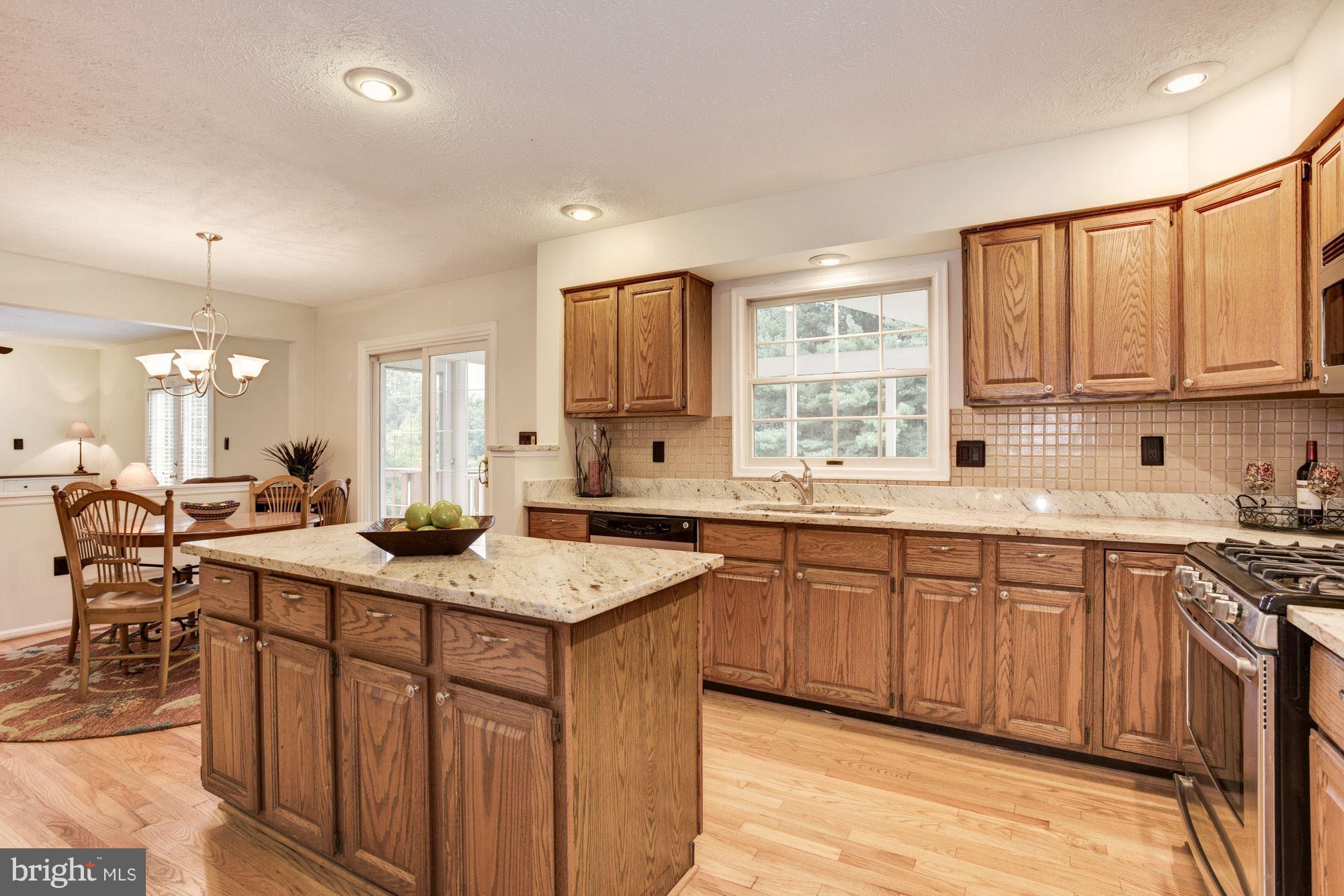 10273 Wetherburn Road Ellicott City, MD 21042 - Photo 9 of 28 Kitchen