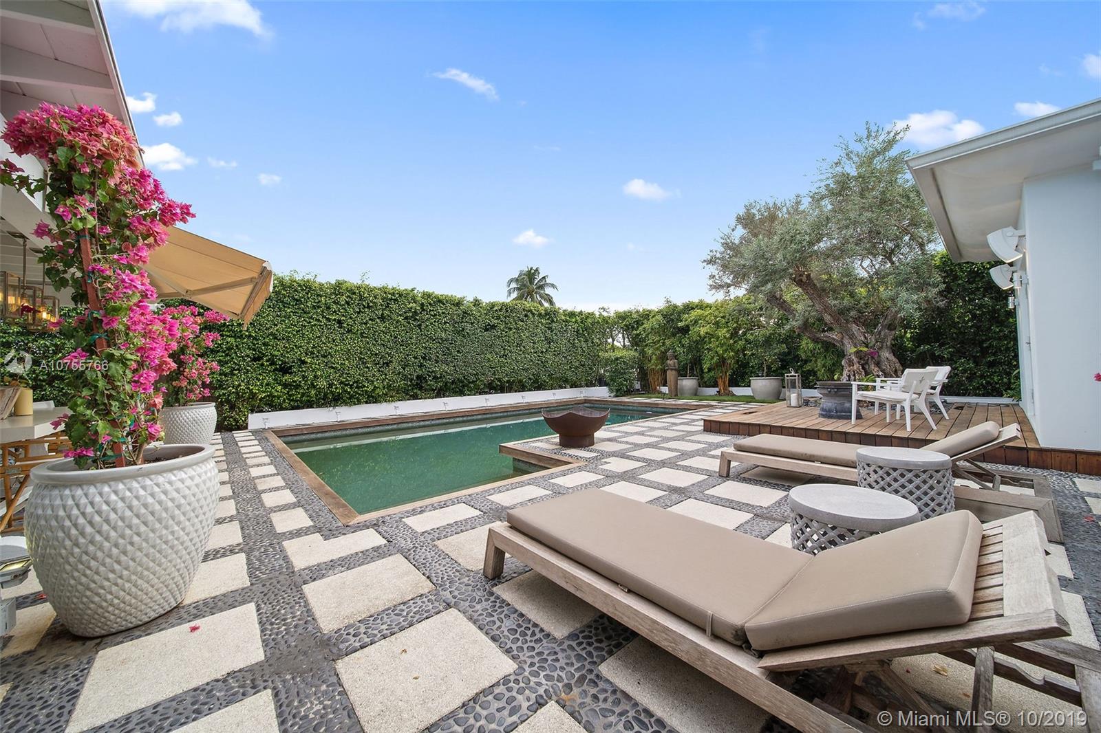 1670 Cleveland Road Miami Beach, FL 33141 - Photo 31 of 53
