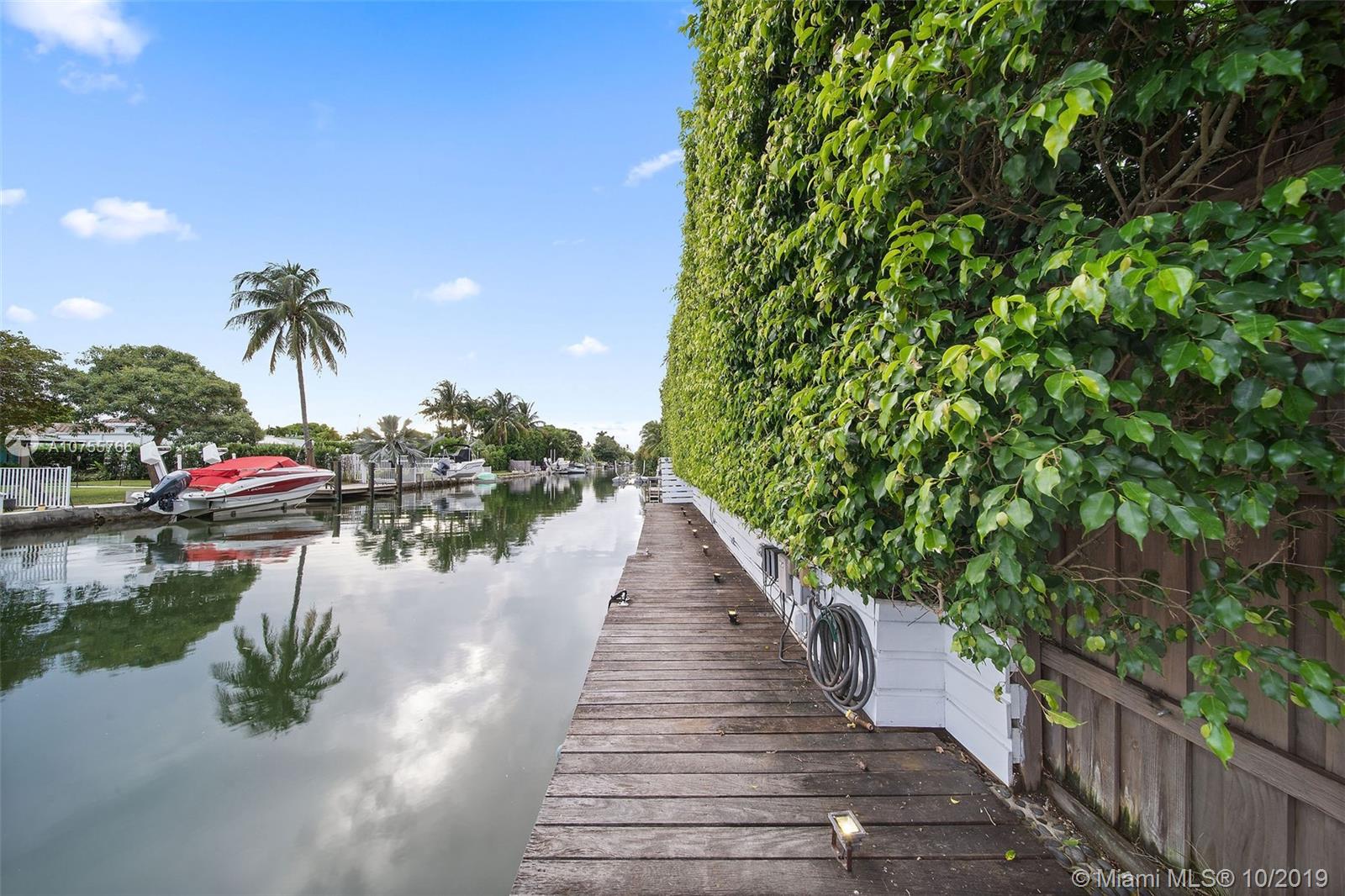 1670 Cleveland Road Miami Beach, FL 33141 - Photo 40 of 53