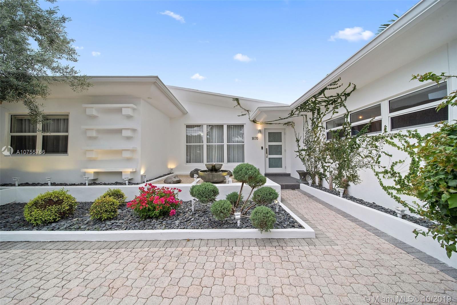 1670 Cleveland Road Miami Beach, FL 33141 - Photo 43 of 53