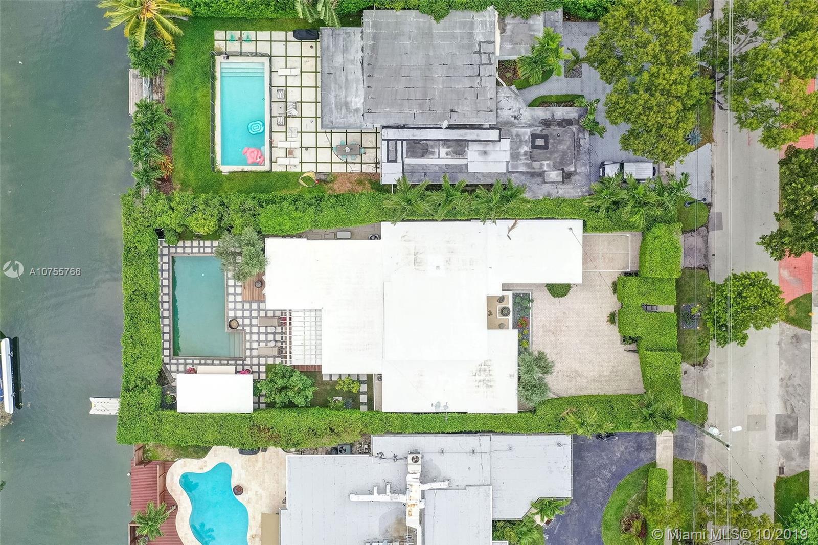 1670 Cleveland Road Miami Beach, FL 33141 - Photo 49 of 53