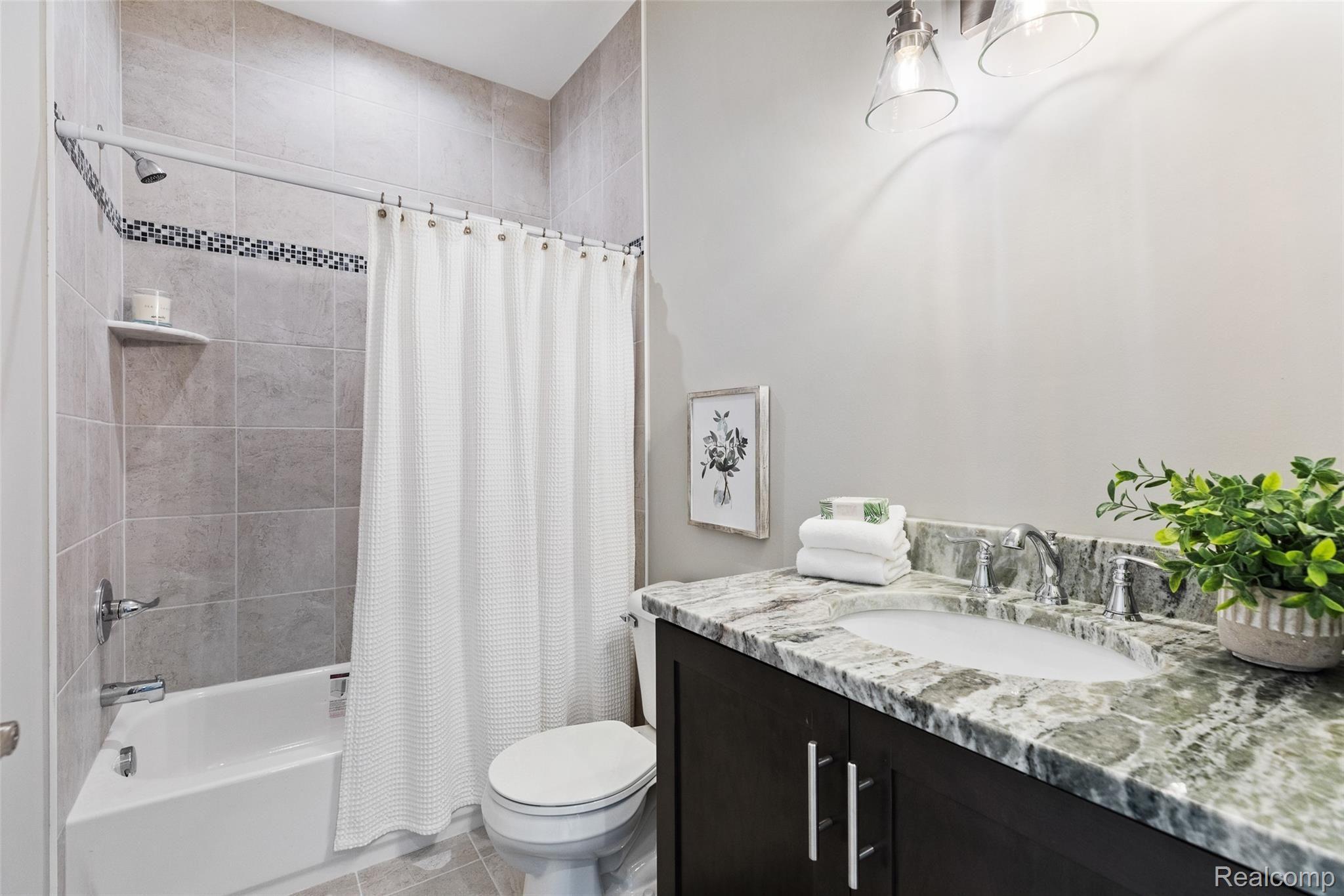 1133 Pratt Road Metamora, MI 48455 - Photo 30 of 41 AliciaCloutierEXP_1133PrattMetamora_24.jpg