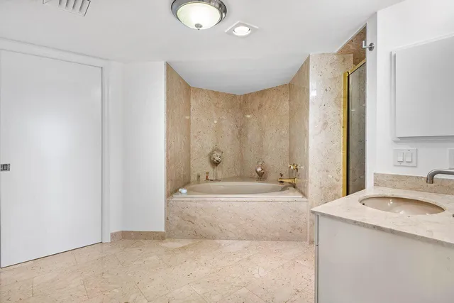 $2,290,000 | 1500 South Ocean Boulevard, Unit 804, Boca Raton, FL 33432