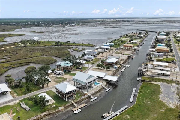 $1,500,000 | 20817 Marina Road, Perry, FL 32348