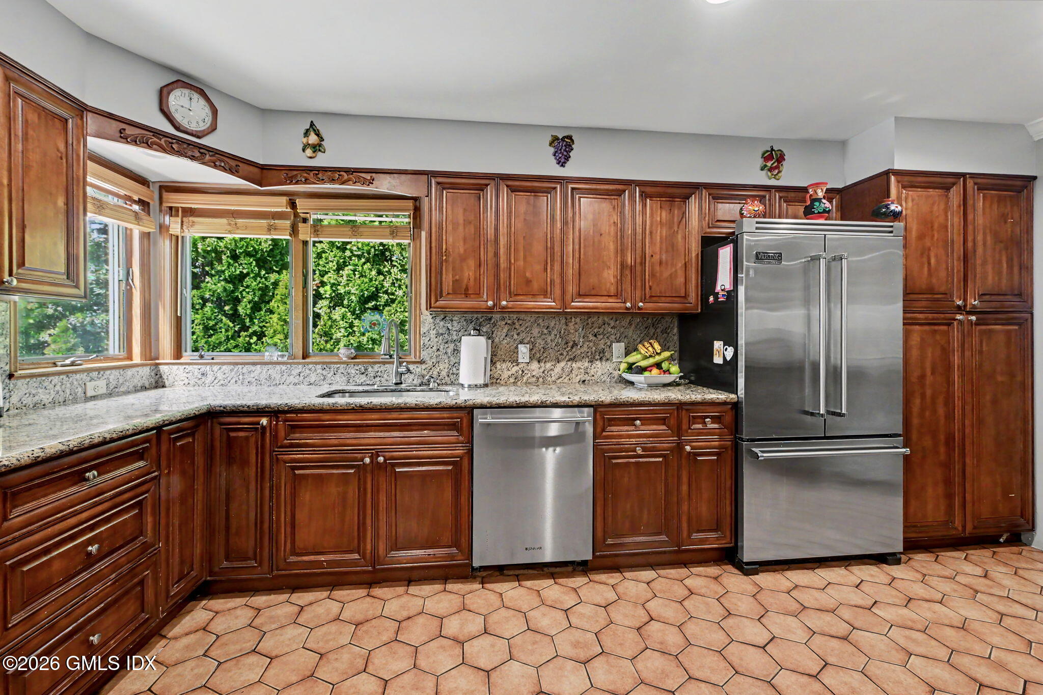 69 Valley Road Cos Cob, CT 06807 - Photo 8 of 39 5-web-or-mls-69-valley-rd
