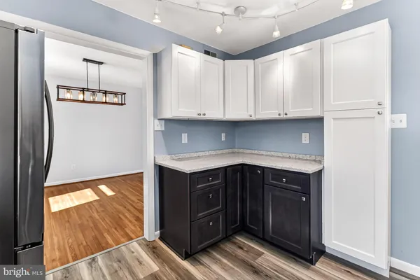 $784,000 | 5236 Ampthill Drive, Alexandria, VA 22312
