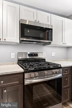 $784,000 | 5236 Ampthill Drive, Alexandria, VA 22312