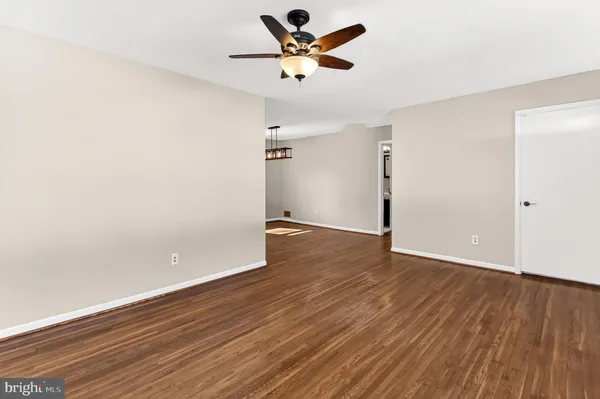 $784,000 | 5236 Ampthill Drive, Alexandria, VA 22312