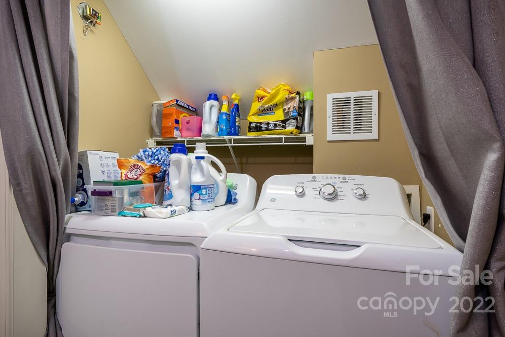 17341 Villanova Road Huntersville, NC 28078 - Photo 12 of 17 a utility room with dryer and washer