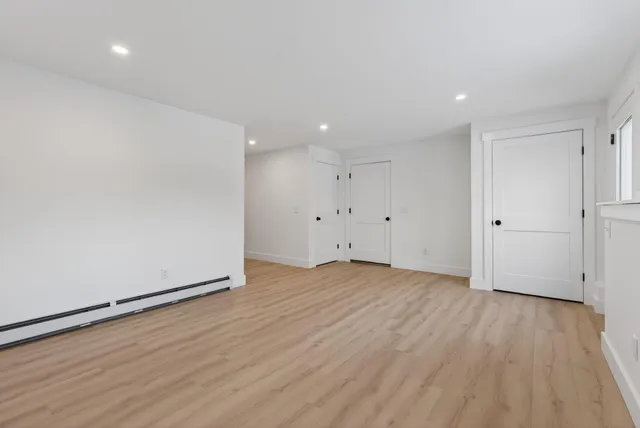 $449,000 | 33 Arrowhead Lane, Limerick, ME 04048