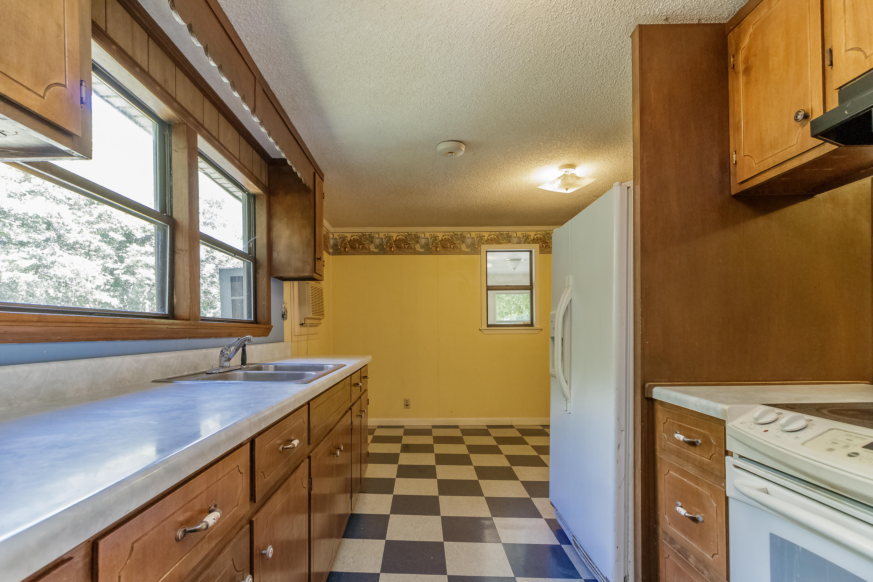 904 Dripping Springs Road LaFayette, GA 30728 - Photo 32 of 52 Level 2