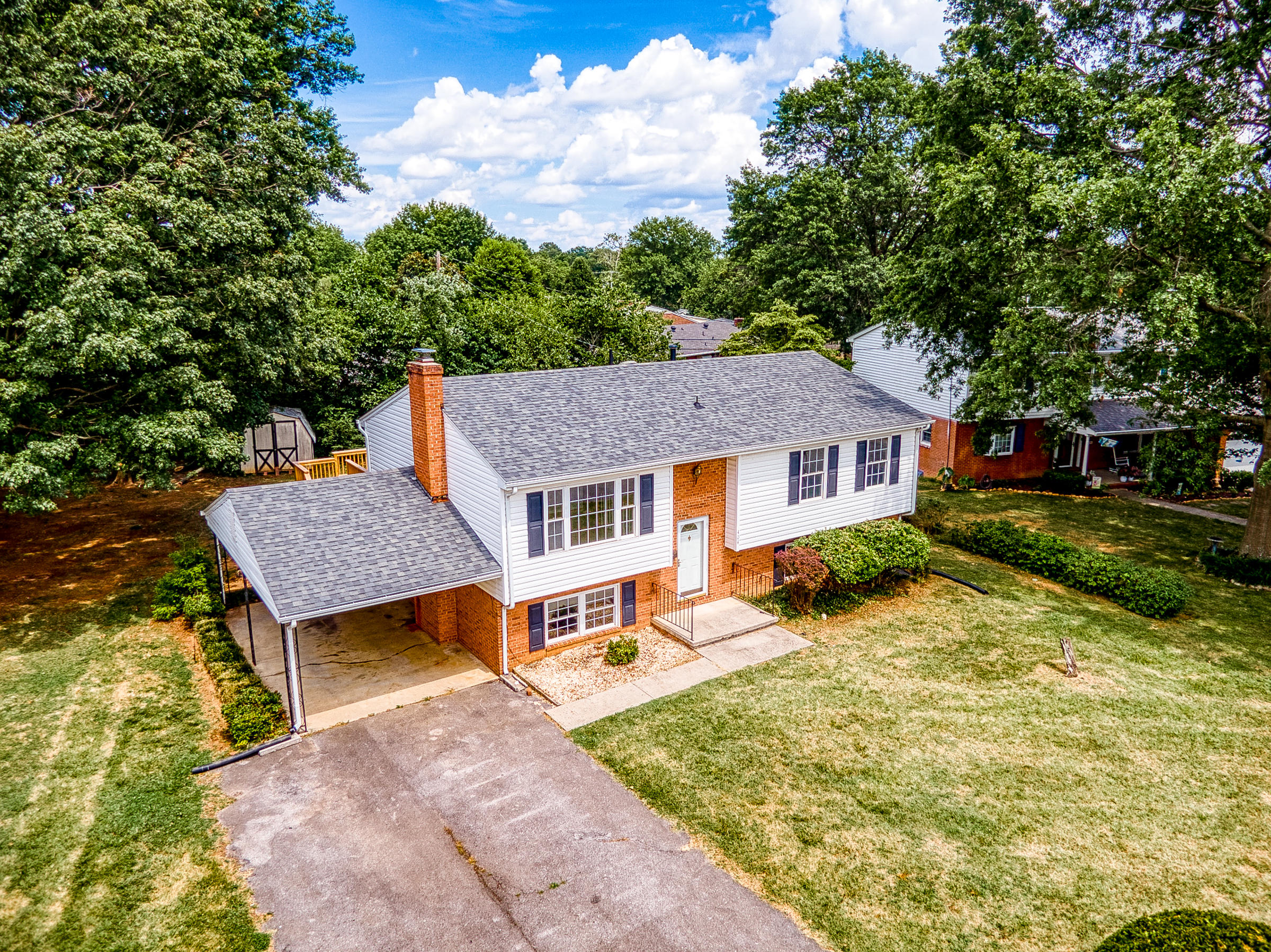 404 Highfield Road Salem, VA 24153 - Photo 2 of 45 404-Highfield-Rd-Salem-1 - Copy