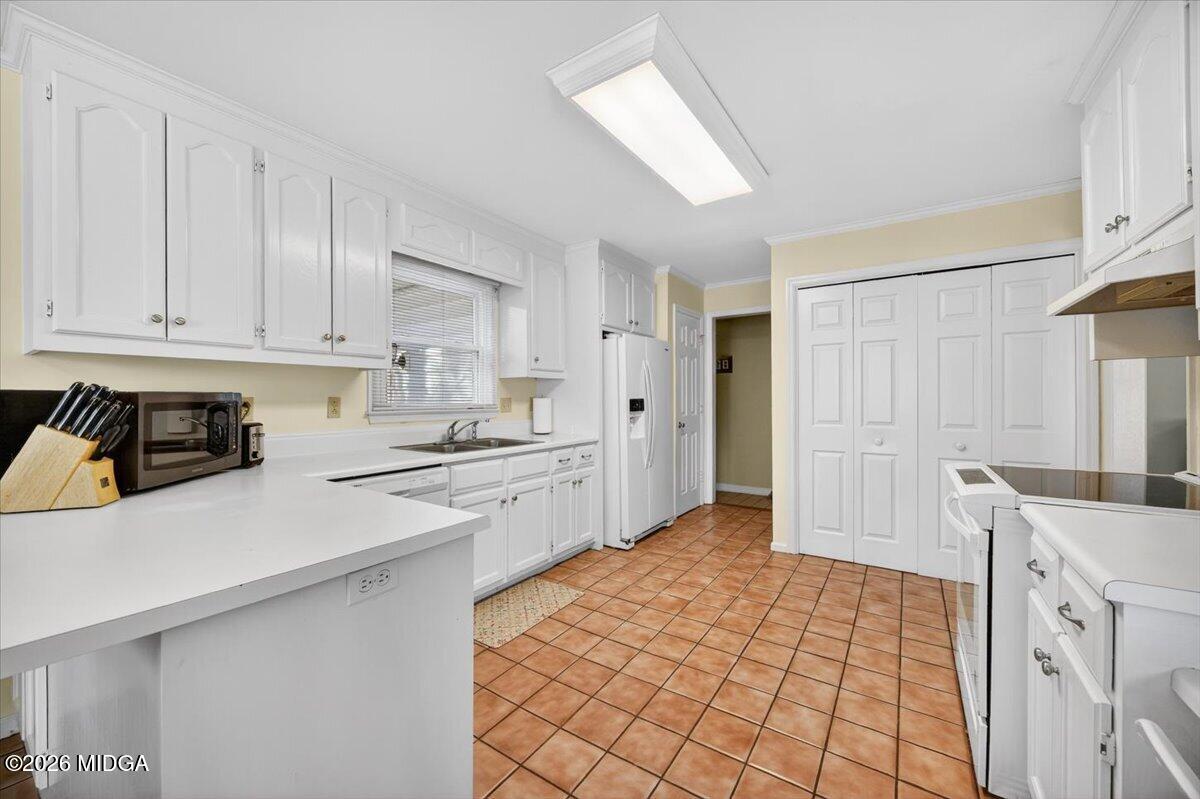 138 Rivoli Oaks Circle Macon, GA 31210 - Photo 19 of 27 Kitchen