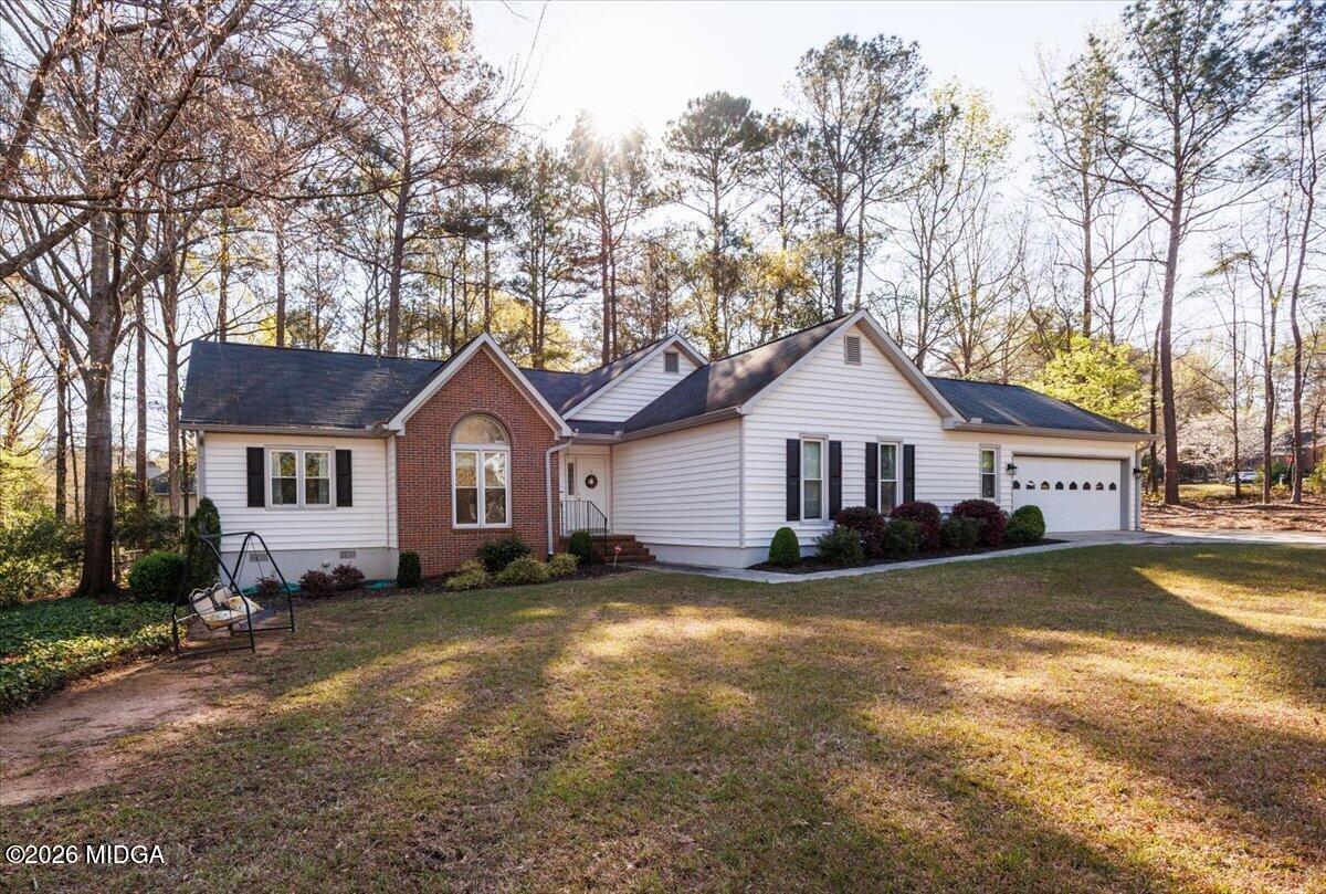 138 Rivoli Oaks Circle Macon, GA 31210 - Photo 5 of 27 Vinyl and Brick