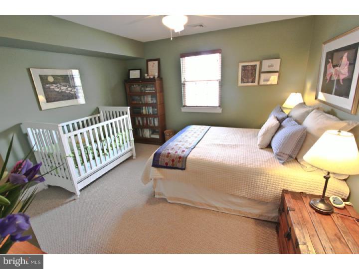 2242 Christian Street Philadelphia, PA 19146 - Photo 15 of 24 Bedroom 2