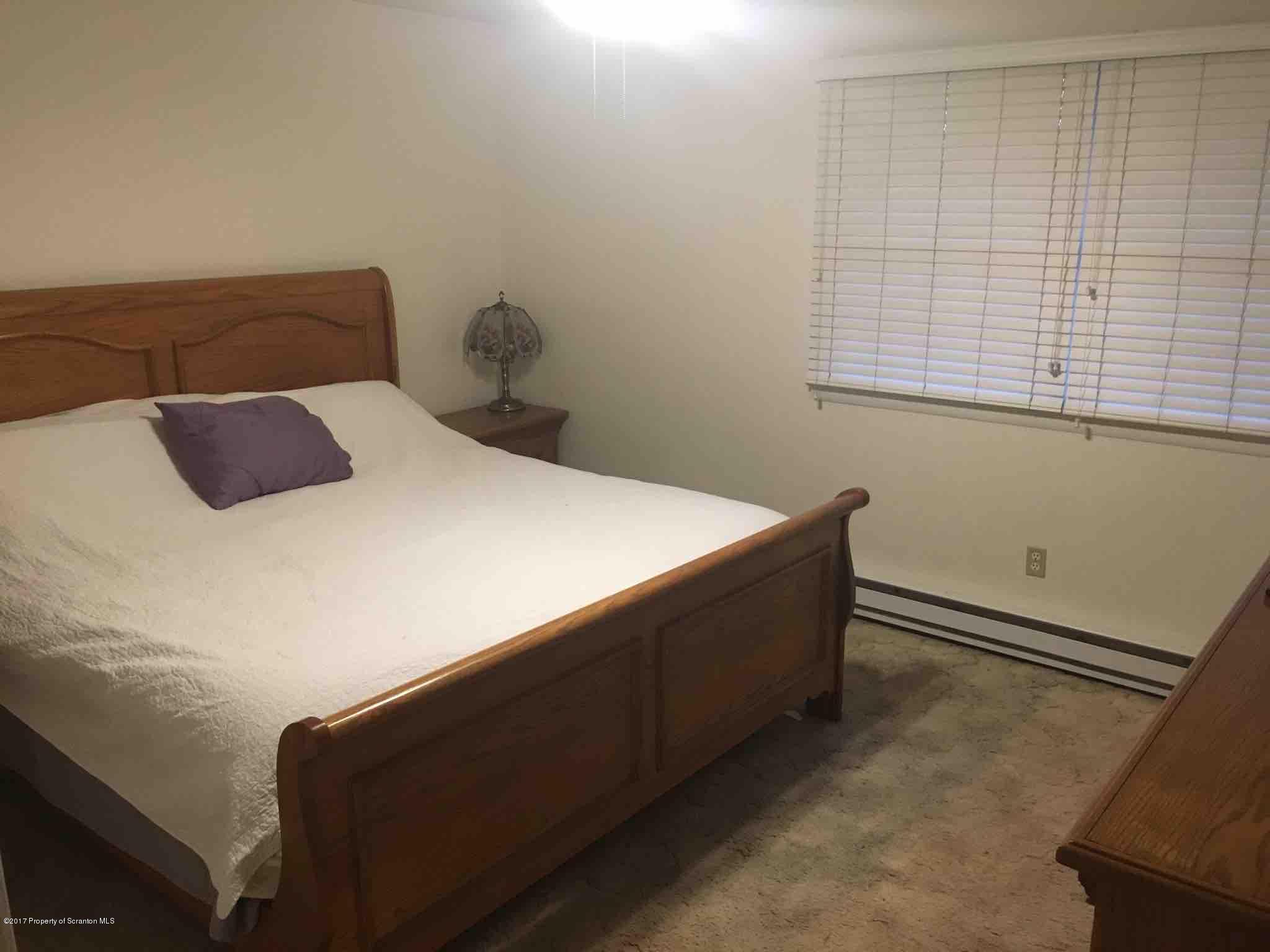 104 T Rt 367 Moscow, PA 18444 - Photo 8 of 15 Gallery Image 8