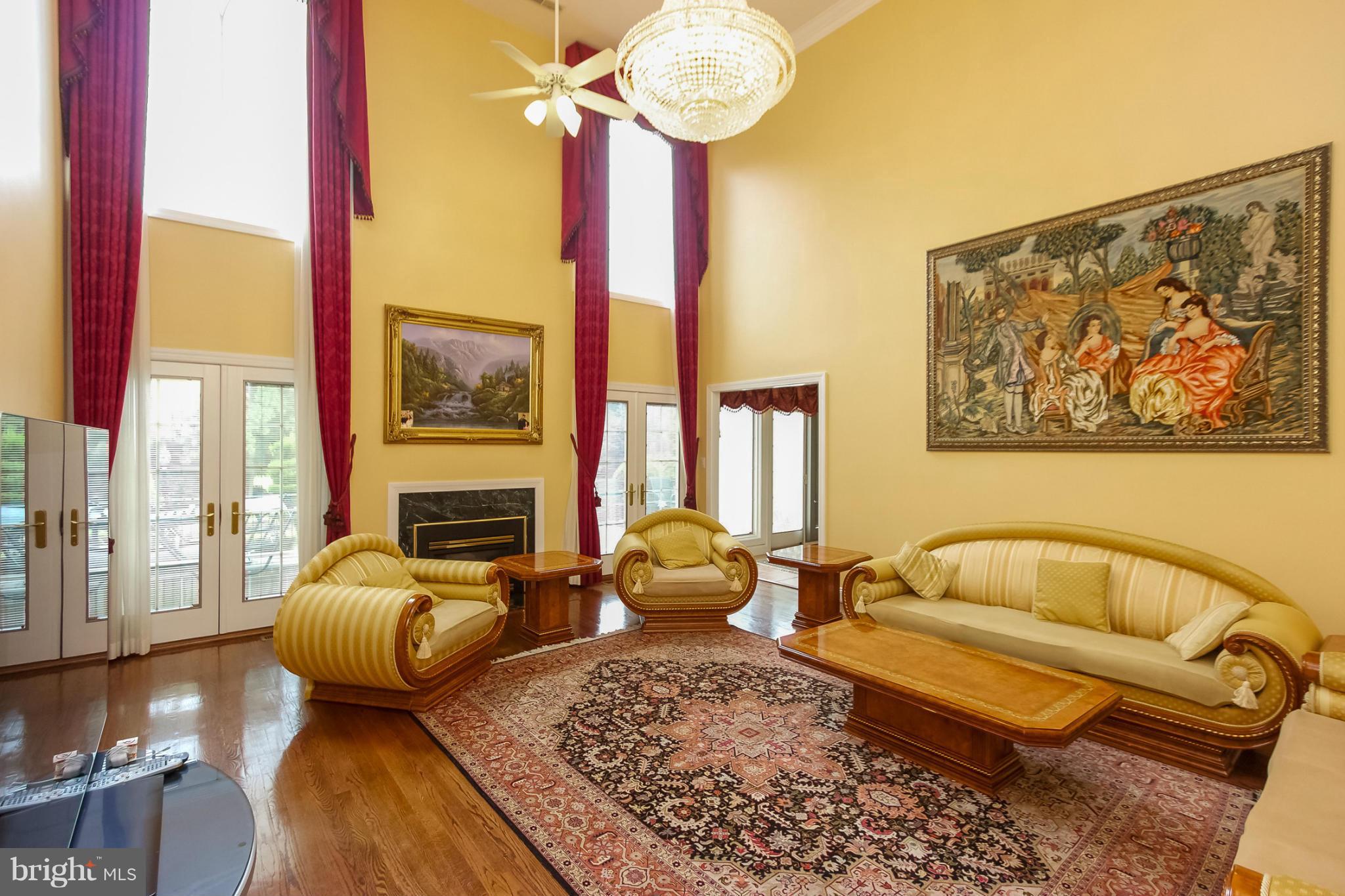 17840 Fraley Farm Road Rockville, MD 20855 - Photo 7 of 30 Family Room
