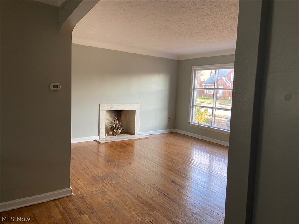 3827 Colony Road South Euclid, OH 44118 - Photo 5 of 29