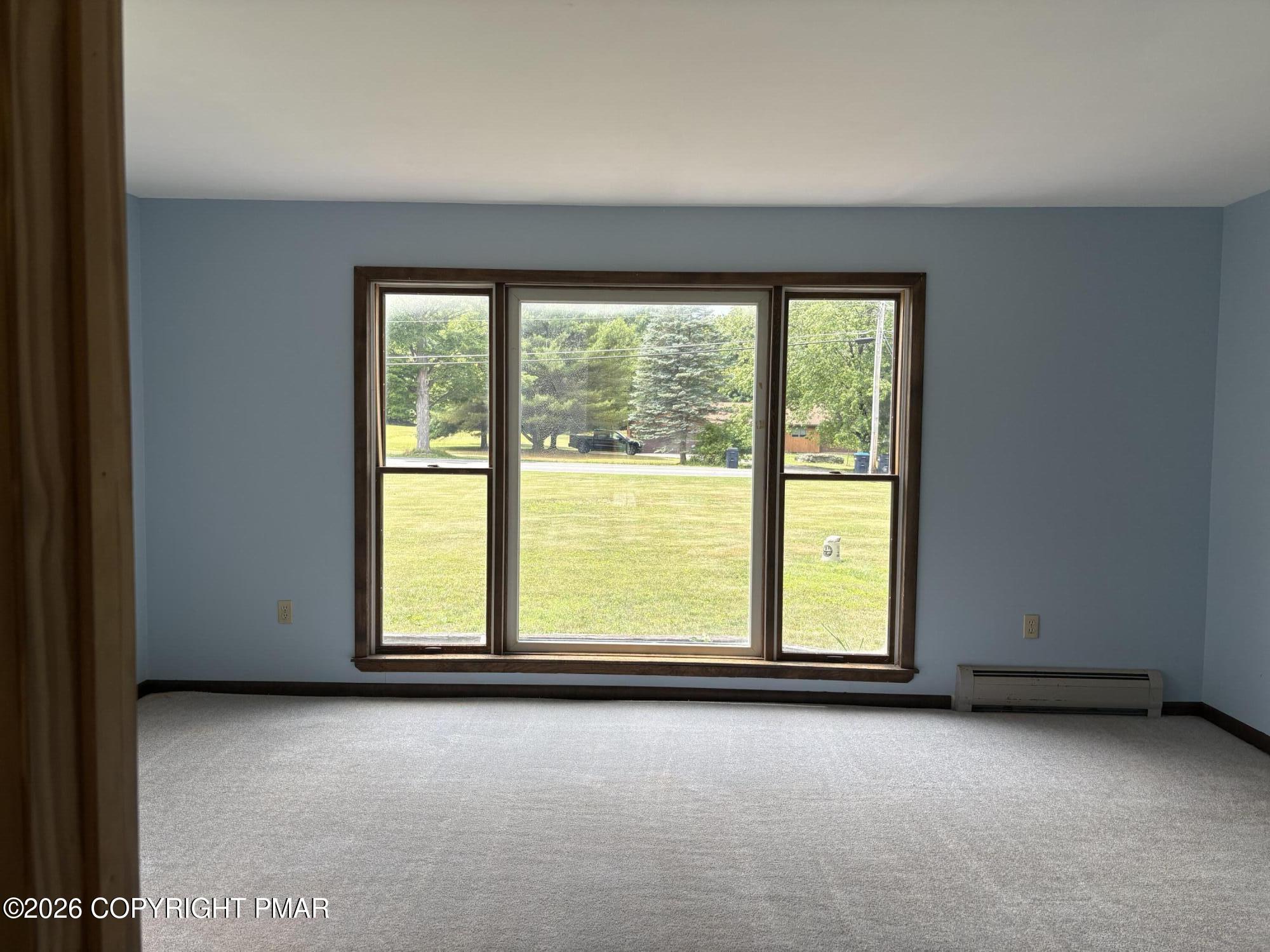 126 McKay Road Henryville, PA 18332 - Photo 14 of 24 Living Room