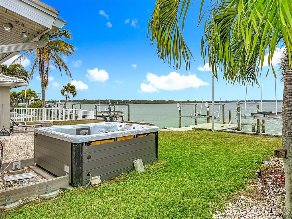 533 Johns Pass Avenue Madeira Beach, FL 33708 - Photo 18 of 67