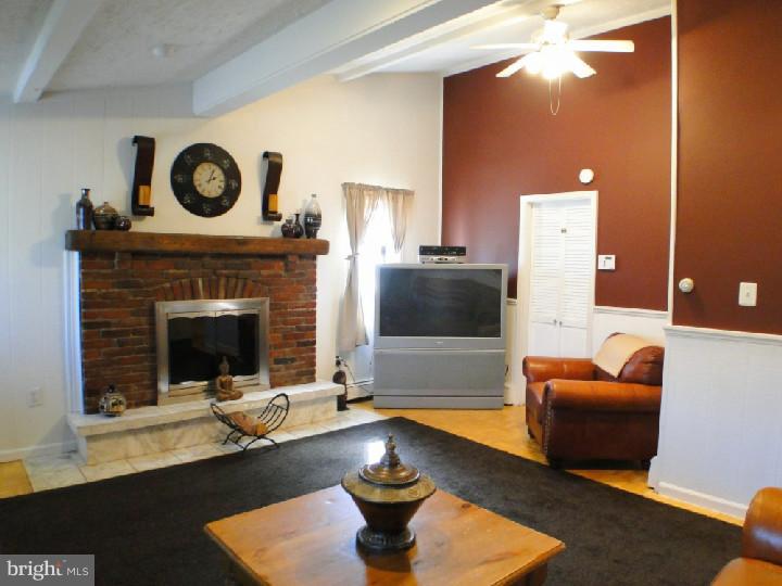 81 Cobalt Cross Road Levittown, PA 19057 - Photo 14 of 25 Gallery Image 14
