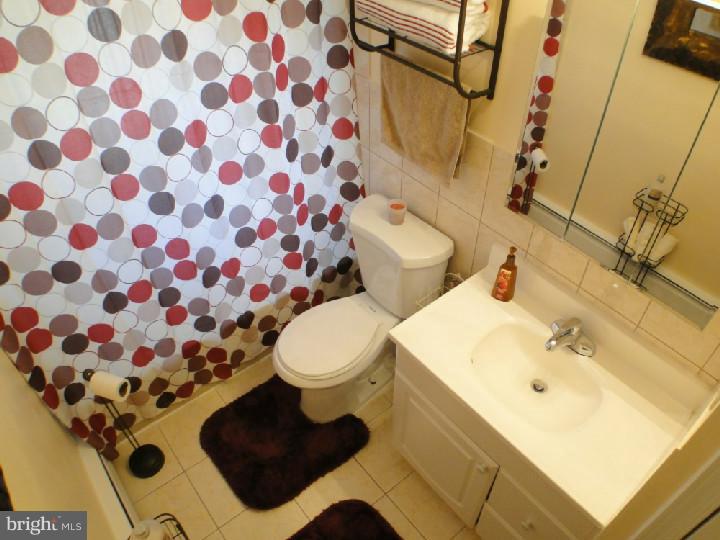 81 Cobalt Cross Road Levittown, PA 19057 - Photo 22 of 25 Gallery Image 22