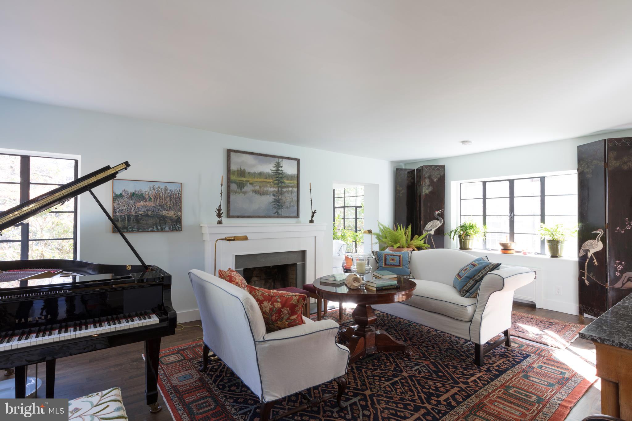 511 Murdoch Road Philadelphia, PA 19119 - Photo 4 of 24 Gallery Image 4