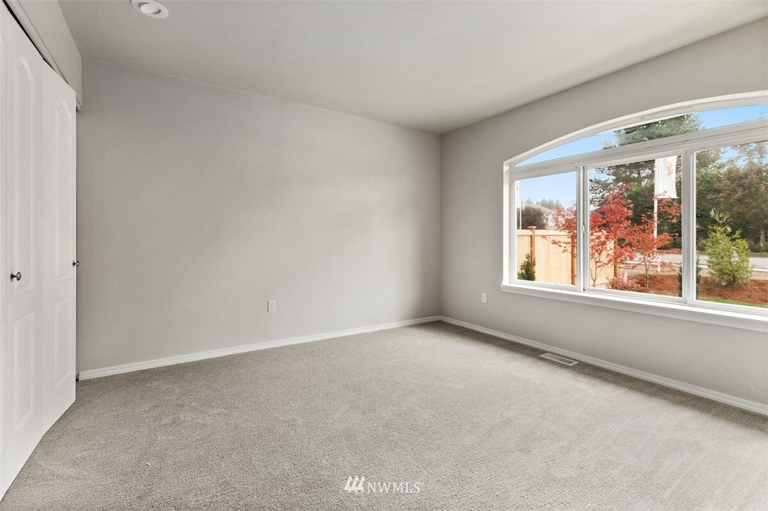 20810 39th Avenue Southeast, Unit 1 Bothell, WA 98021 - Photo 22 of 27