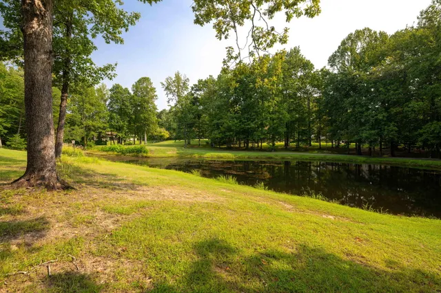 $750,000 | 1109 Montlake Road, Soddy Daisy, TN 37379