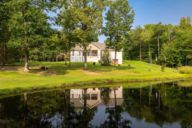 $750,000 | 1109 Montlake Road, Soddy Daisy, TN 37379