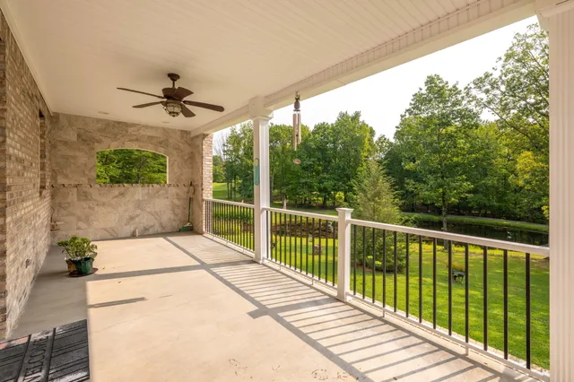 $750,000 | 1109 Montlake Road, Soddy Daisy, TN 37379