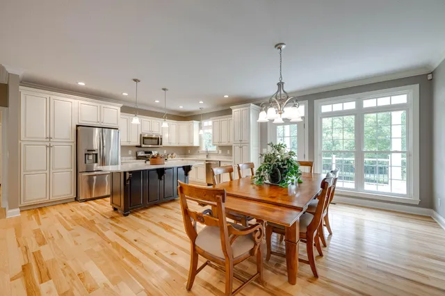 $750,000 | 1109 Montlake Road, Soddy Daisy, TN 37379