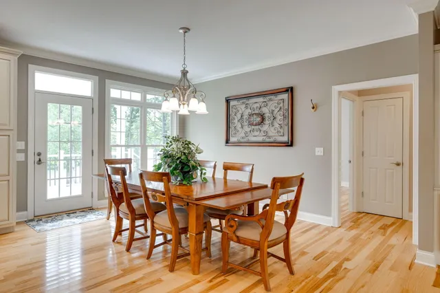 $750,000 | 1109 Montlake Road, Soddy Daisy, TN 37379