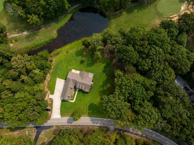 $750,000 | 1109 Montlake Road, Soddy Daisy, TN 37379