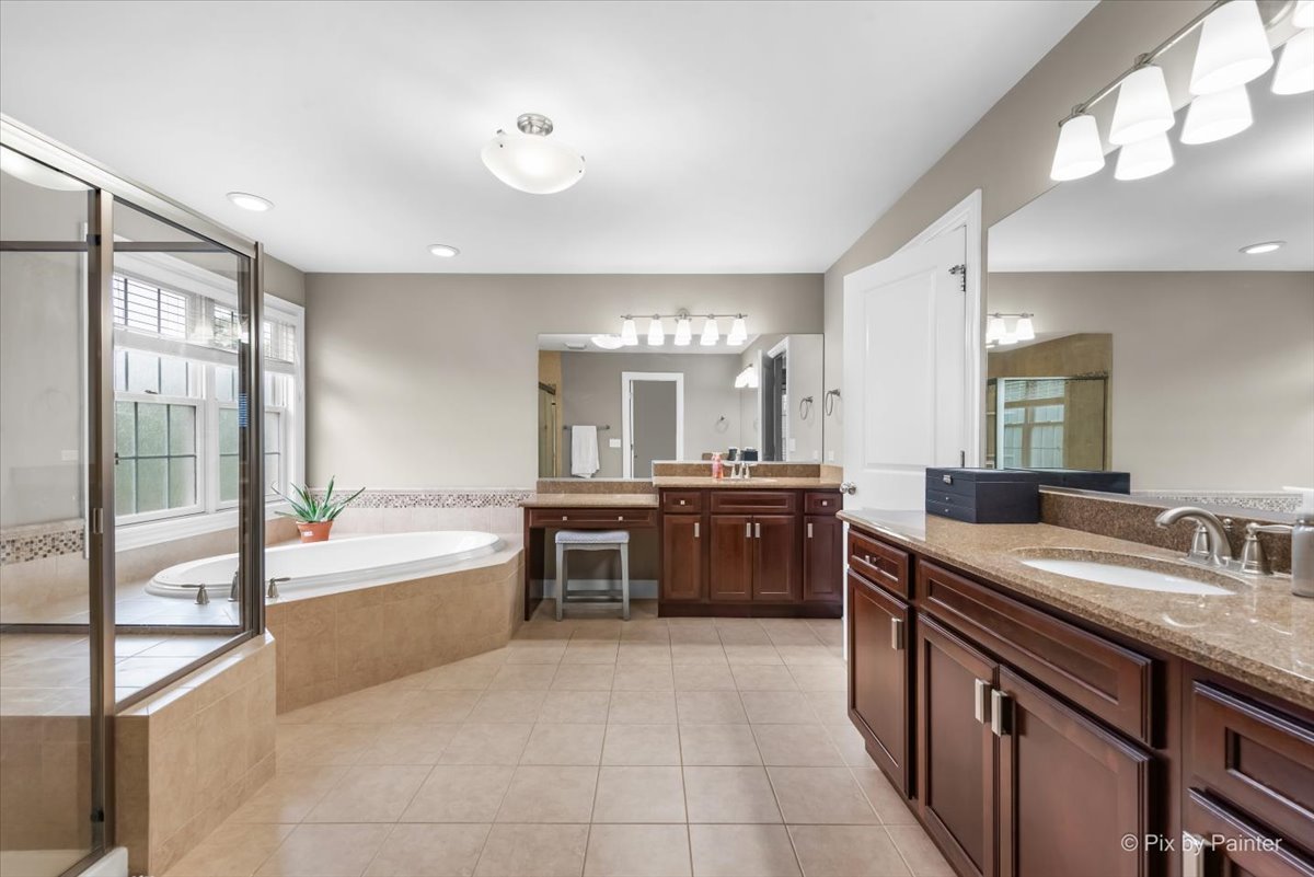5 Walnut Ridge Court Cary, IL 60013 - Photo 21 of 39 Gallery Image 21