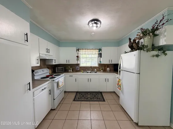 $169,000 | 502 Kennedy Drive Northwest, Magee, MS 39111